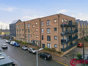 Photo 1- click for photo gallery